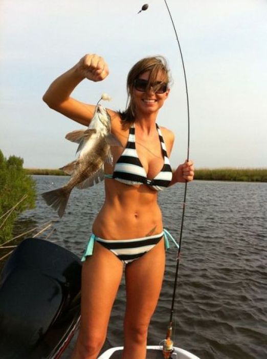 Летние девушки в бикини