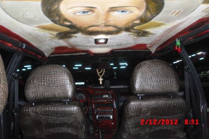 За рулём этого авто ничего не страшно (10 фото)