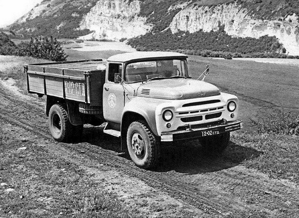 10 легендарных советских грузовиков 10 легендарных советских грузовиков