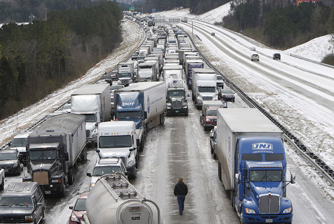 Снегопады и ледяные дожди на юге США