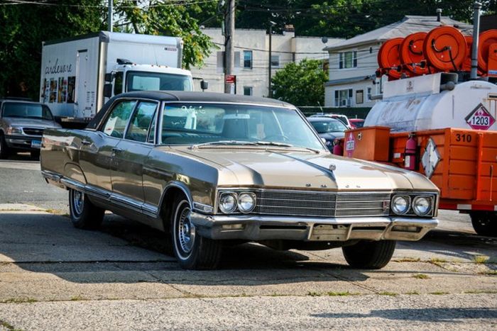 Классические «олдскульные» автомобили, которые все еще на ходу