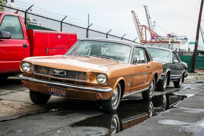 Классические «олдскульные» автомобили, которые все еще на ходу