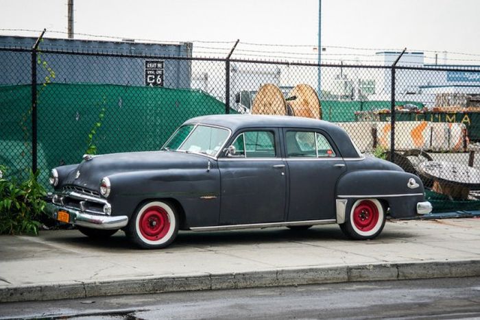 Классические «олдскульные» автомобили, которые все еще на ходу