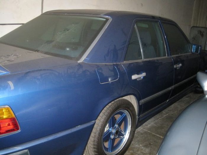 Забытый склад Mercedes-Benz AMG в Сан-Франциско