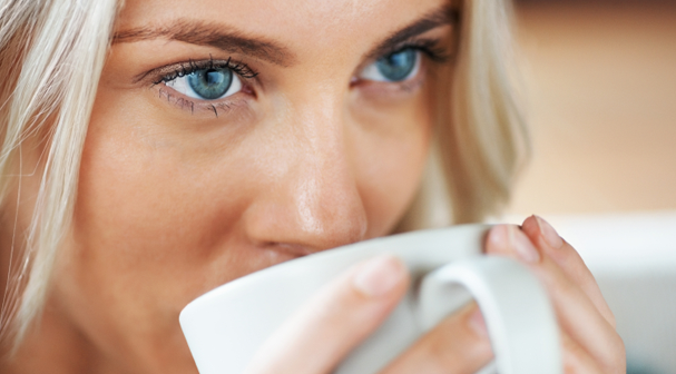 Стало известно, почему люди так сильно любят пить кофе