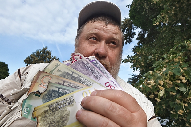 Без купюр: какие банкноты пытались вывести из обращения Без купюр: какие банкноты пытались вывести из обращения