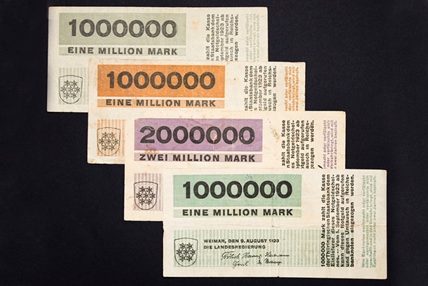 Без купюр: какие банкноты пытались вывести из обращения Без купюр: какие банкноты пытались вывести из обращения