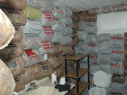 Убийцы с тревожными навязчивыми идеями Убийцы с тревожными навязчивыми идеями