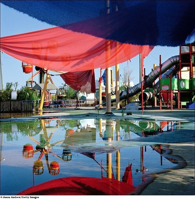 Зловещий заброшенный парк развлечений Jazzland