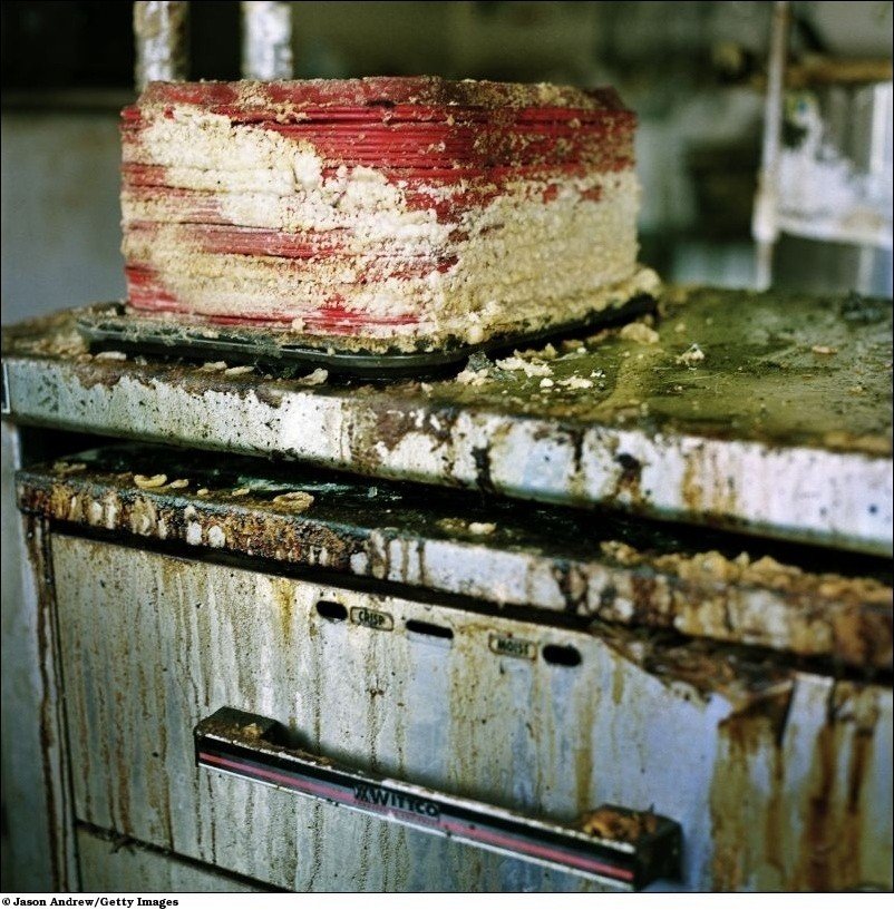 Зловещий заброшенный парк развлечений Jazzland