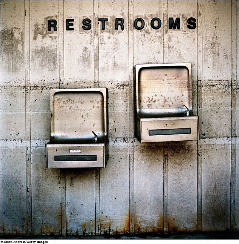 Зловещий заброшенный парк развлечений Jazzland