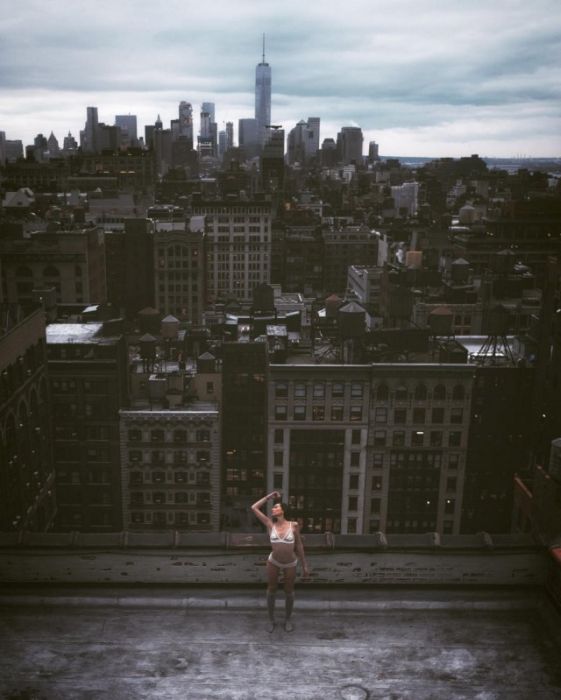 «Красавица и Нью-Йорк» - зрелищный фотосет на крышах небоскребов
