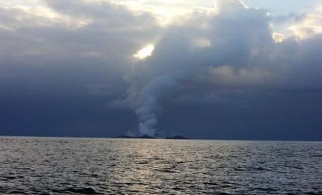 Извержение подводного вулкана