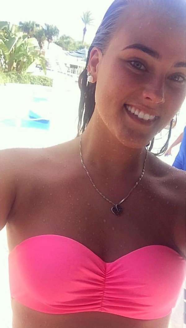 Мокрые девчонки