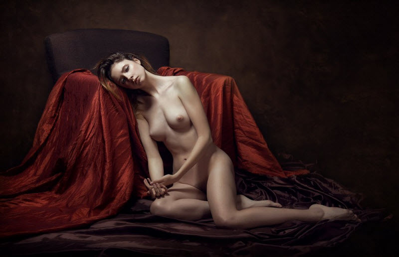 Красивое «Ню» Павла Шаповалова