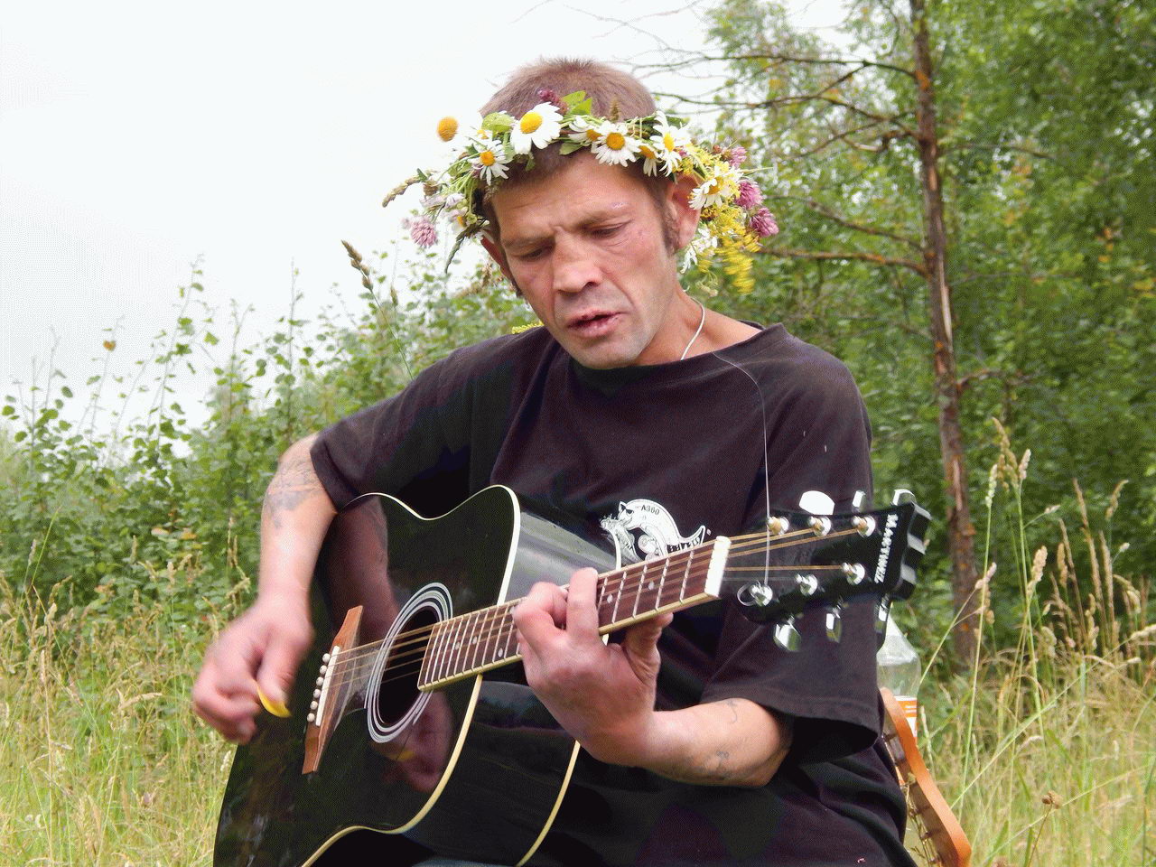 Видео "Бомж-блюз" - музыканта приняли за бомжа