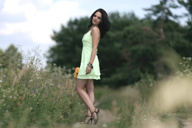 Подборка летних девушек в первый день осени