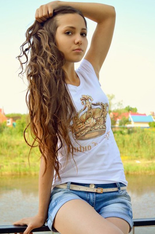 Подборка летних девушек в первый день осени