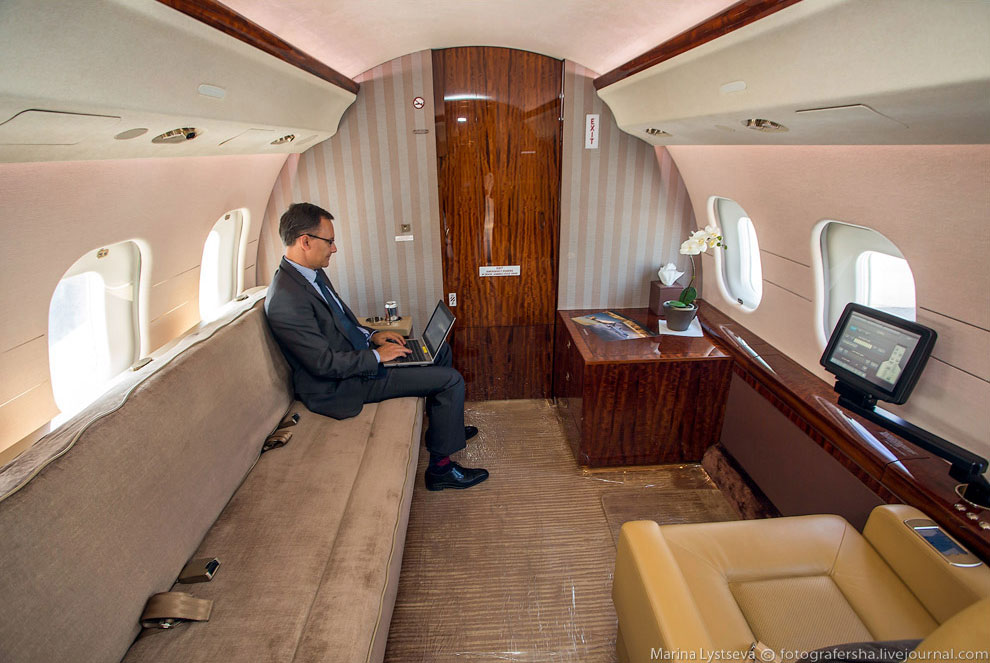 Новинки бизнес авиации на Jet Expo 2013