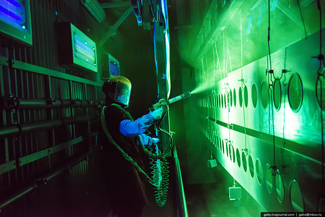 Экскурсия по Иркутскому авиационному заводу (55 фото)