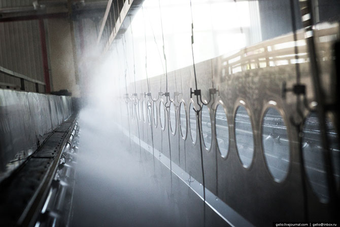 Экскурсия по Иркутскому авиационному заводу (55 фото)