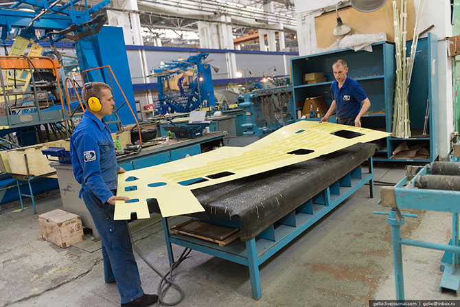 Экскурсия по Иркутскому авиационному заводу (55 фото)