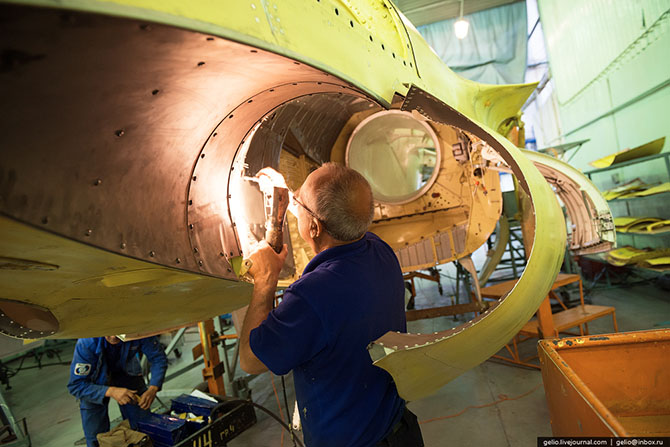 Экскурсия по Иркутскому авиационному заводу (55 фото)
