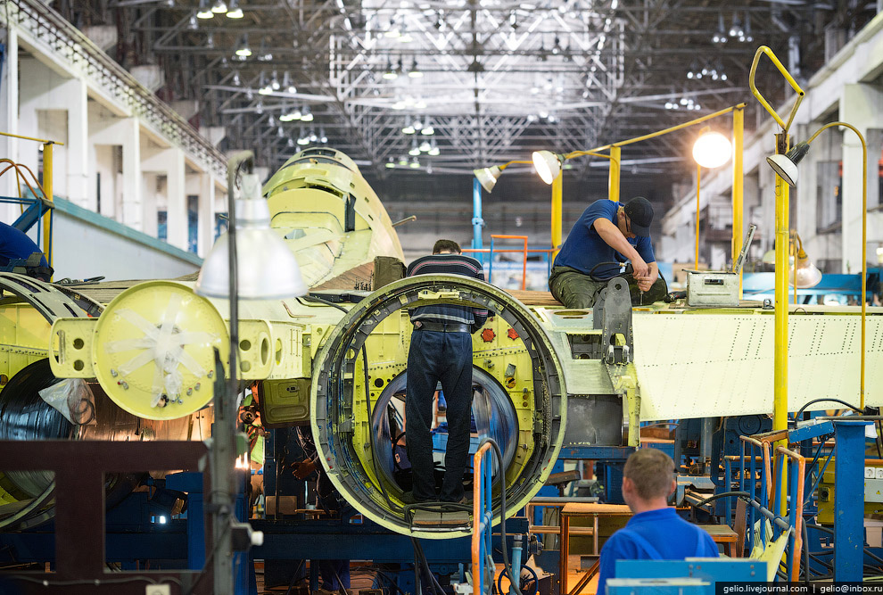 Как делают самолеты Су-30 и Як-130. Иркутский авиационный завод Как делают самолеты Су-30 и Як-130. Иркутский авиационный завод