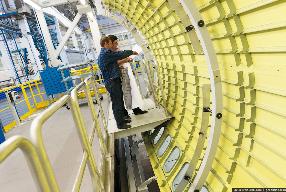 Как делают самолеты Су-30 и Як-130. Иркутский авиационный завод Как делают самолеты Су-30 и Як-130. Иркутский авиационный завод