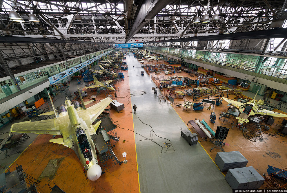 Как делают самолеты Су-30 и Як-130. Иркутский авиационный завод Как делают самолеты Су-30 и Як-130. Иркутский авиационный завод