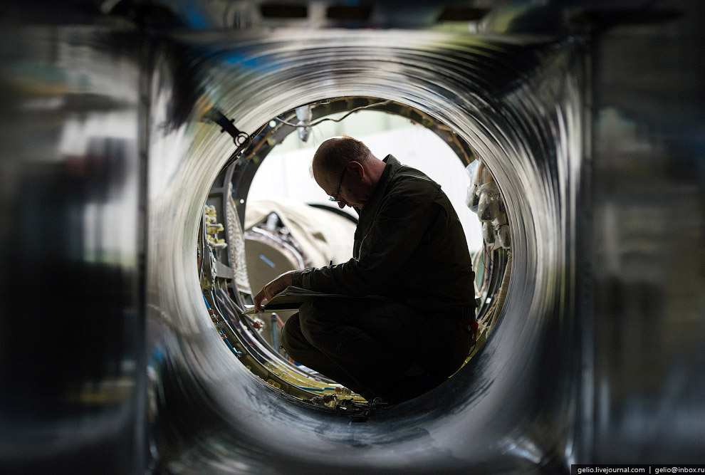 Как делают самолеты Су-30 и Як-130. Иркутский авиационный завод Как делают самолеты Су-30 и Як-130. Иркутский авиационный завод