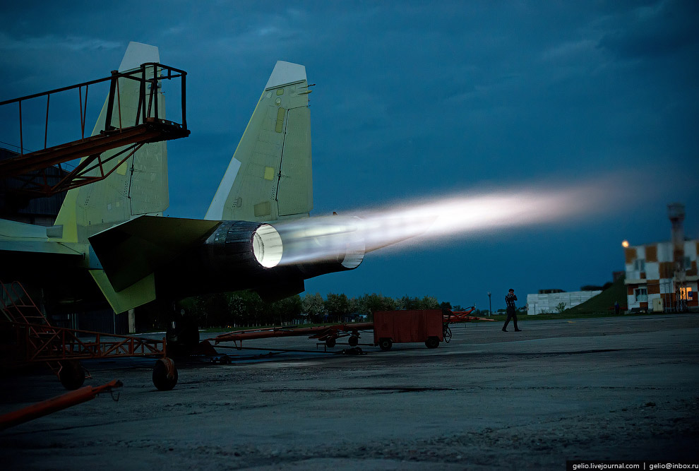 Как делают самолеты Су-30 и Як-130. Иркутский авиационный завод Как делают самолеты Су-30 и Як-130. Иркутский авиационный завод