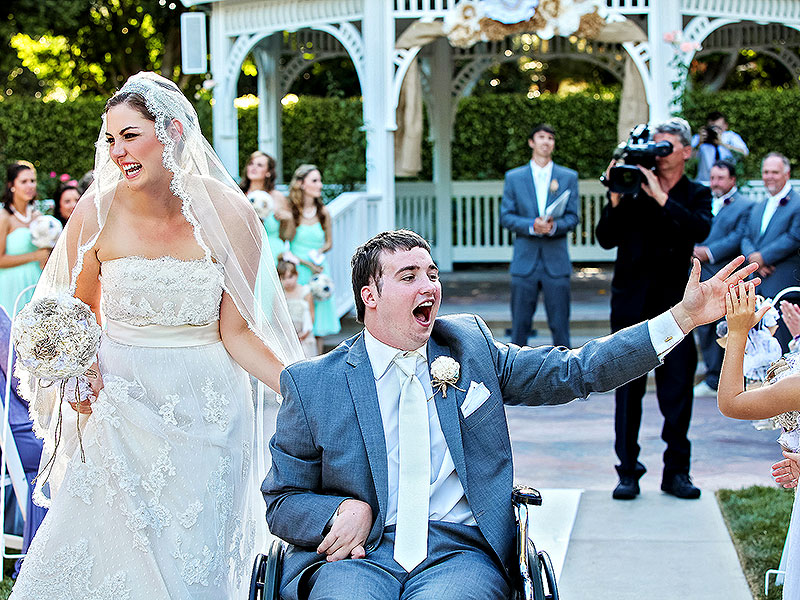 Вопреки всему! Свадьба мечты в Диснейленде (5 фото)