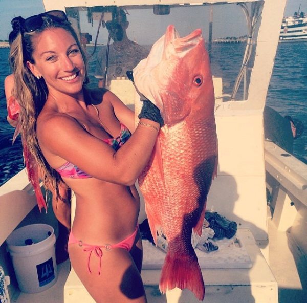 Девчонки на рыбалке (57 фото)