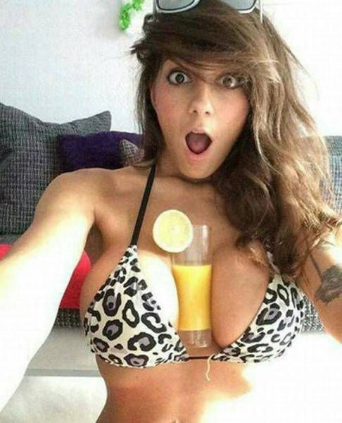 Забавные девушки