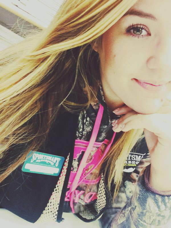 Девушки, которым скучно на работе