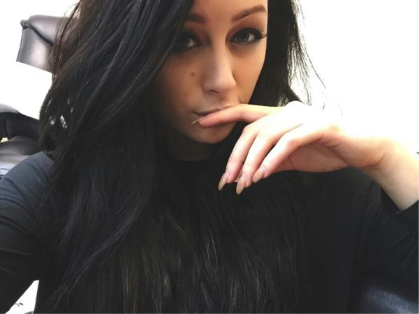 Девушки, которым скучно на работе