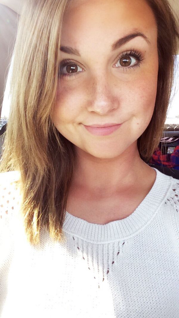 Девушки, которым скучно на работе