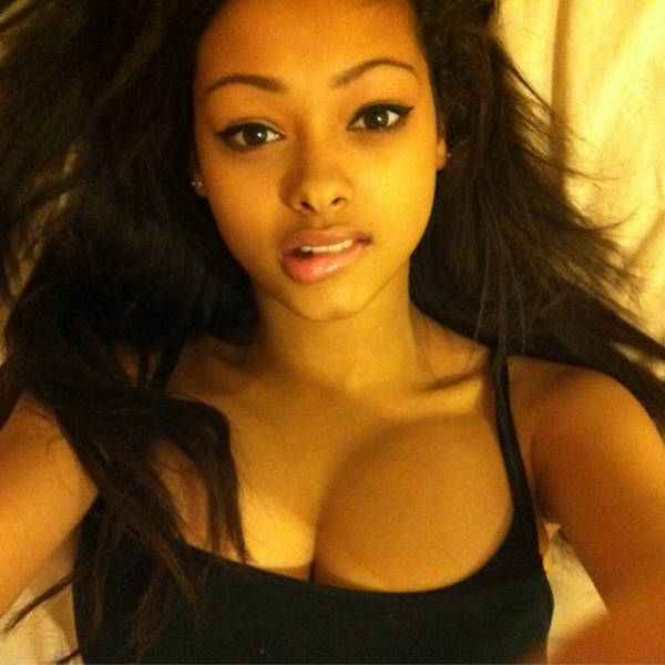 Темнокожие красавицы