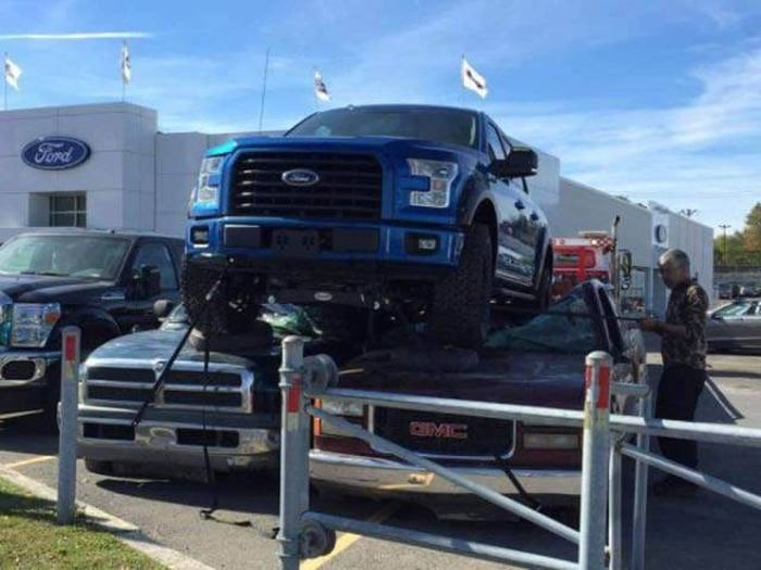 Странные аварии и ДТП