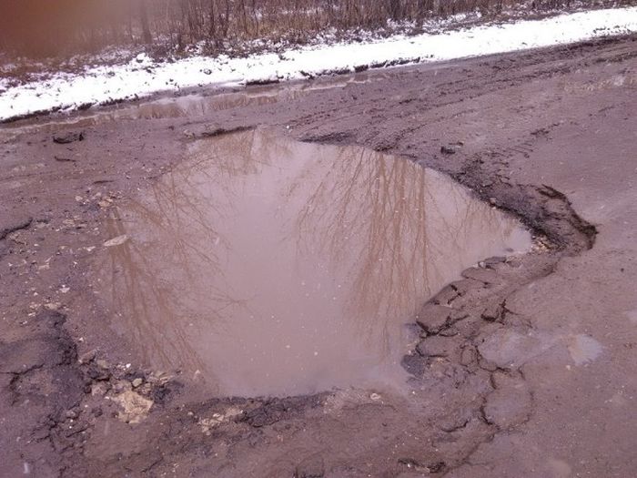 Работы фотоконкурса «Убитые дороги»