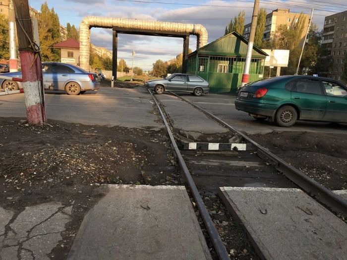 Работы фотоконкурса «Убитые дороги»