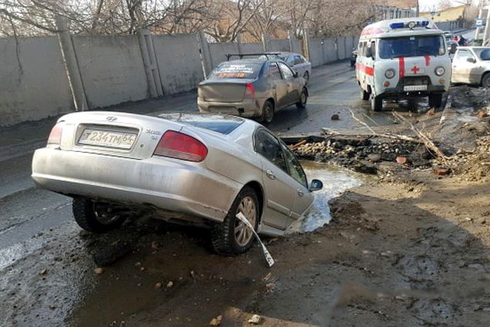 Работы фотоконкурса «Убитые дороги»