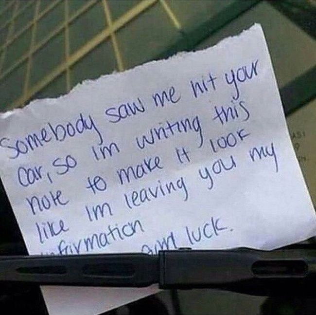 Хитрый виновник ДТП оставил записку
