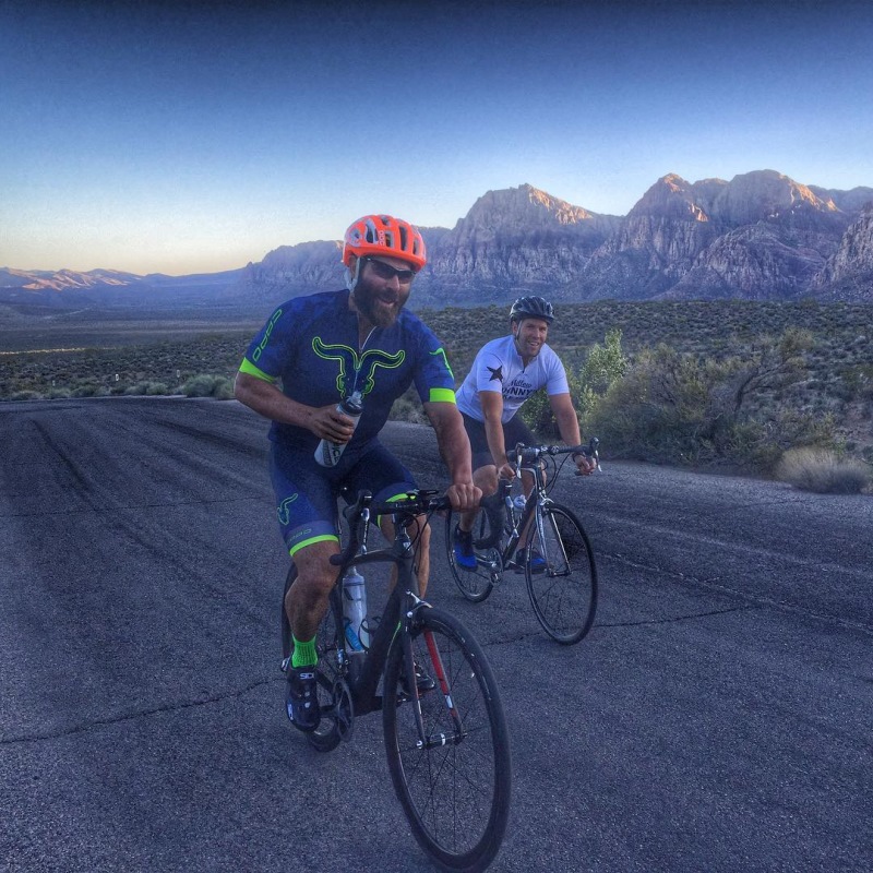 18 фото из жизни самого эксцентричного миллионера США