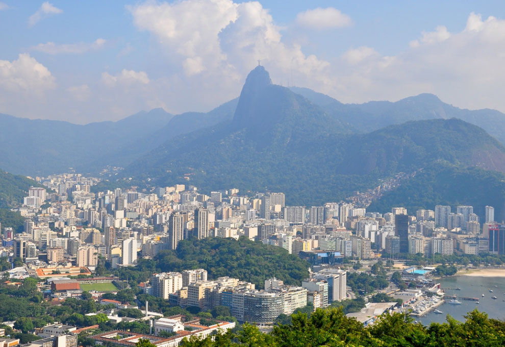 Сахарная Голова и Рио-де-Жанейро с высоты
