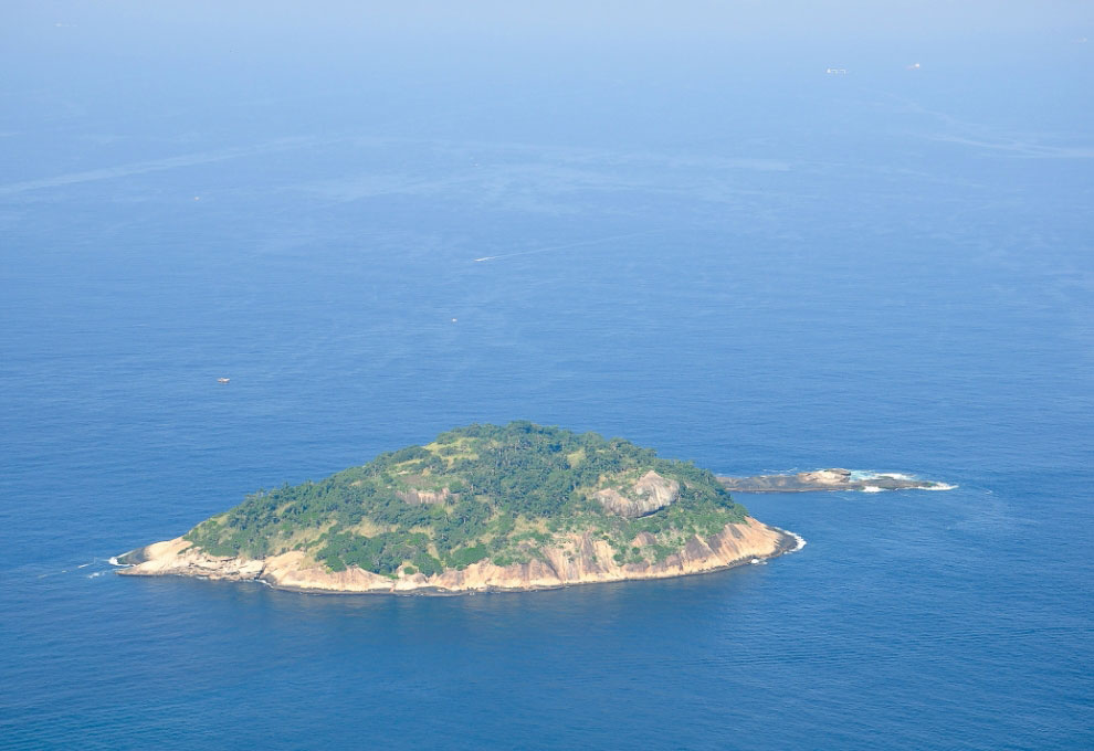 Сахарная Голова и Рио-де-Жанейро с высоты