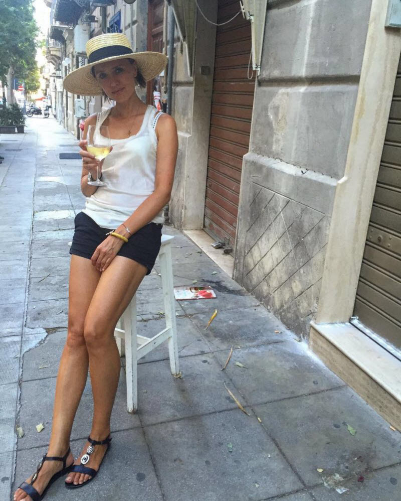 'Богини в бикини'. Пляжные ФОТО известных красавиц от 40 и старше