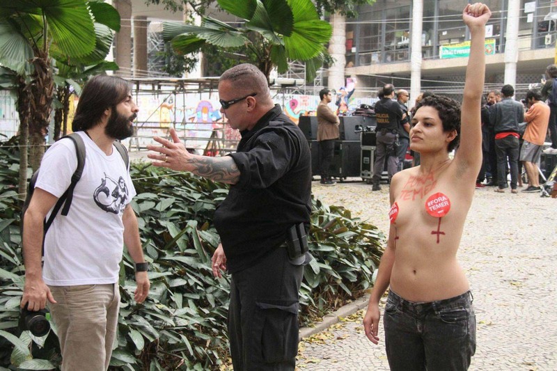 Забавные картинки с девушками