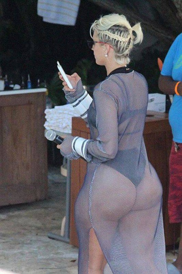 Забавные картинки с девушками